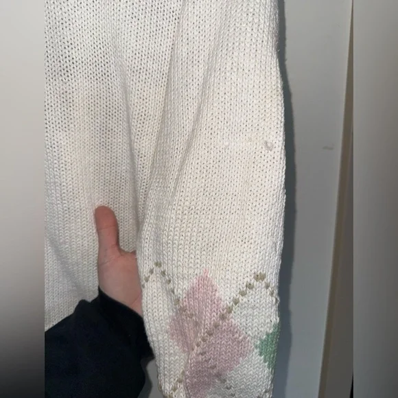 Studio VINTAGE Michelle Stuart Floral White Crocheted Cardigan Medium - Picture 6 of 7